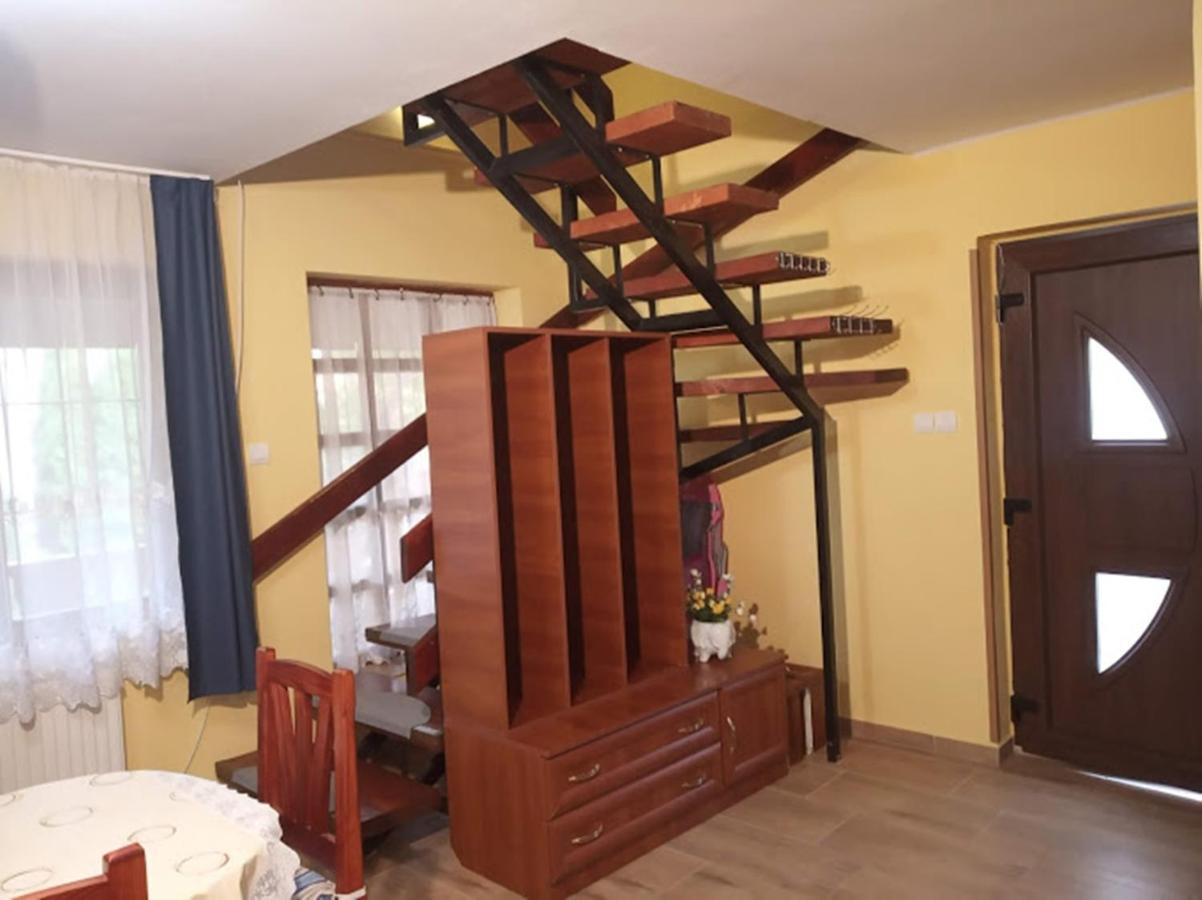 Bazsi Apartman Хайдусобосло Экстерьер фото