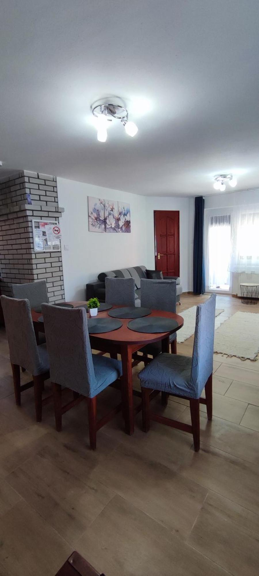 Bazsi Apartman Хайдусобосло Экстерьер фото