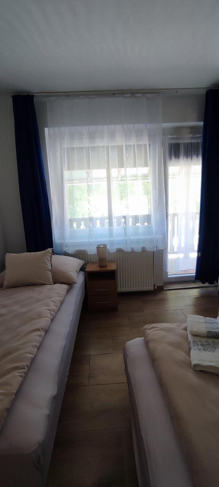 Bazsi Apartman Хайдусобосло Экстерьер фото